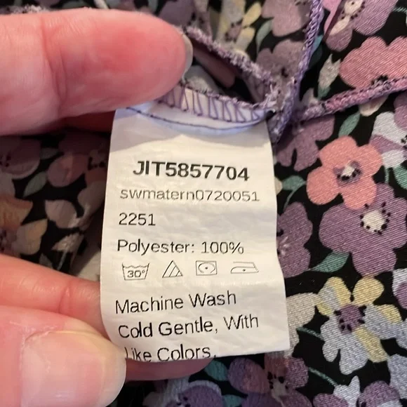 Shein Purple Floral top size large - Picture 6 of 7